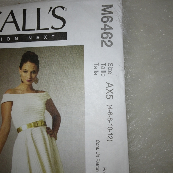 MCCALL'S M6462 EASY off the shoulder knit dress, only 5 Pattern pieces sz 4-12 - Picture 2 of 5